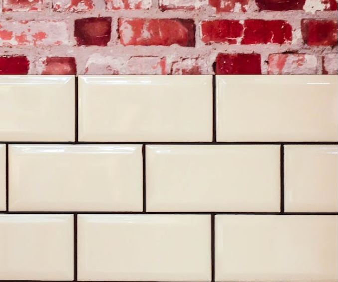 How a tile warehouse can save you money on your next home renovation